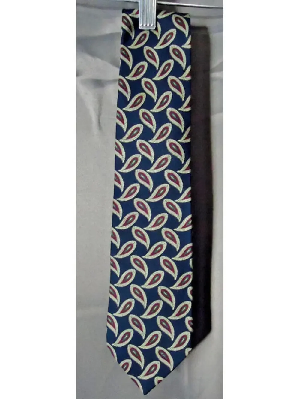 Lands' End Direct Merchants Hand-Sewn 100% Silk Tie Made in USA Imported Fabric